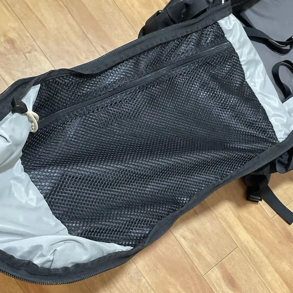 Osprey Waypoint 60 Backpack Travel Pack Adventure Bag Hiking Black